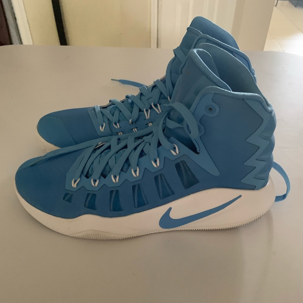 Men’s Nike zoom basketball shoes